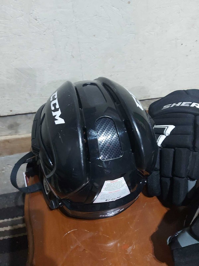 CCM Hockey Helmet and Sherwood Gloves - photo 4