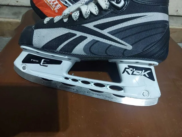 Reebok Hockey Skates - photo 3
