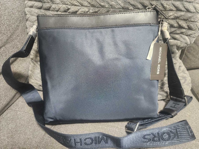 Michael Kors Crossbody Bag - New w/ Tags - photo 2