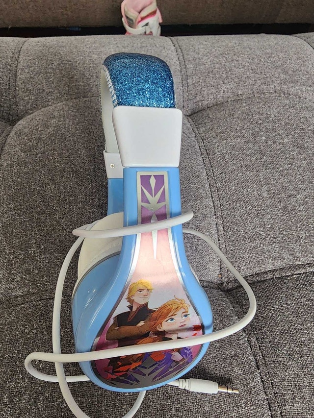 Frozen Headphones