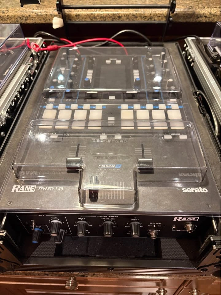 Rane 72 Seventy Two Battle DJ Mixer - photo 4