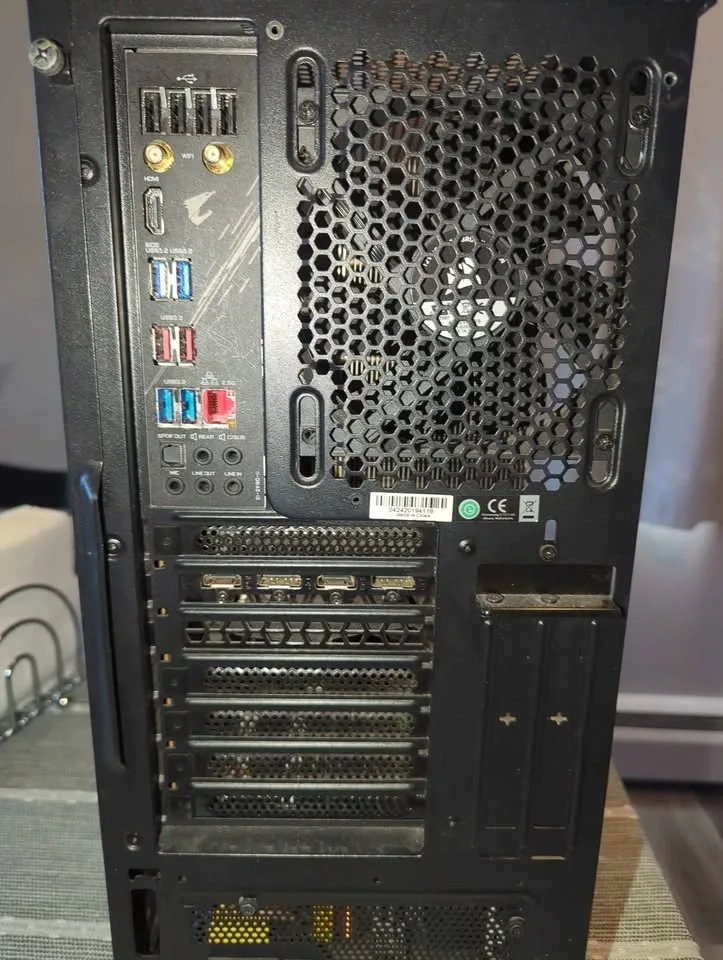 Gaming PC - RTX 3060 Ti, i5-10600k, 32 GB RAM, 2.25 TB Storage - photo 3