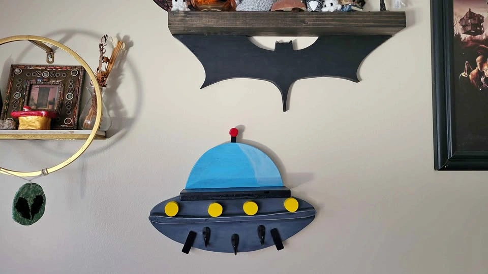 Custom Made UFO Key Holder