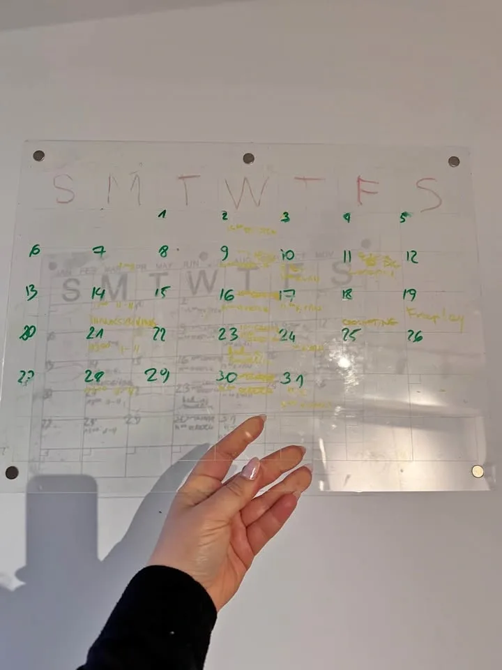 Magnetic Fridge Calendar
