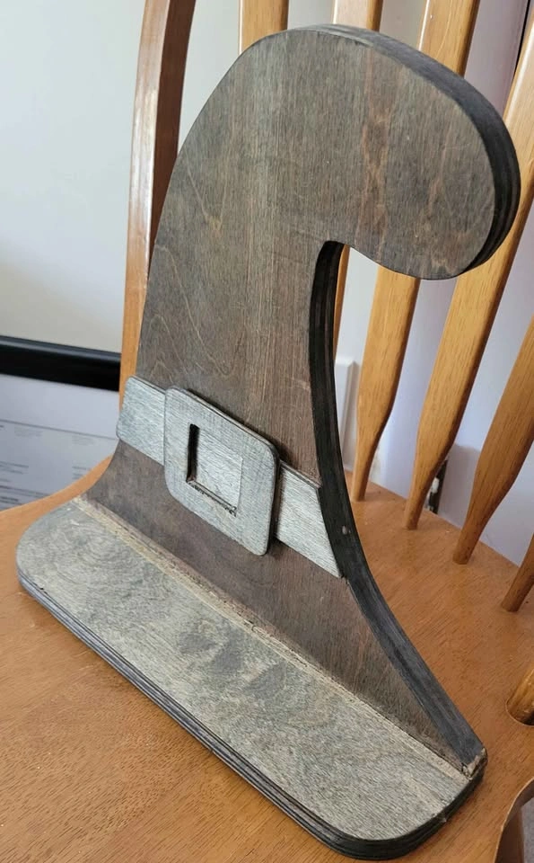 Custom Made witch hat shelf - photo 3