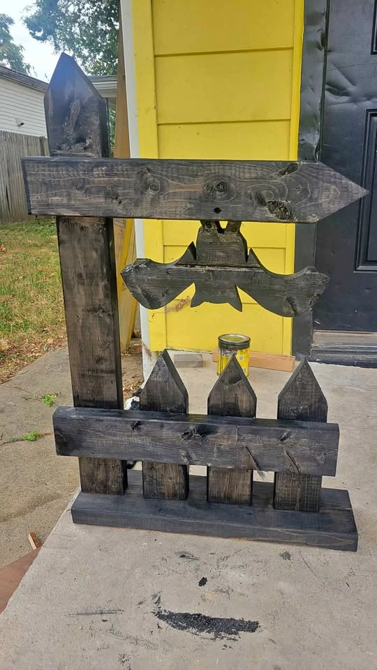 Custom Made Halloween Bat Post
