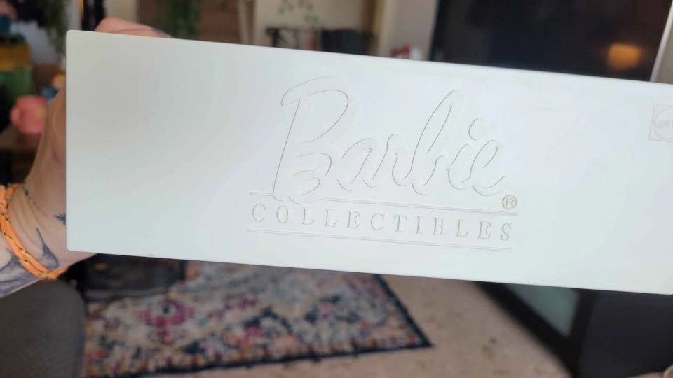 Collector Edition Barbie Birthday Wishes 2000 - photo 4