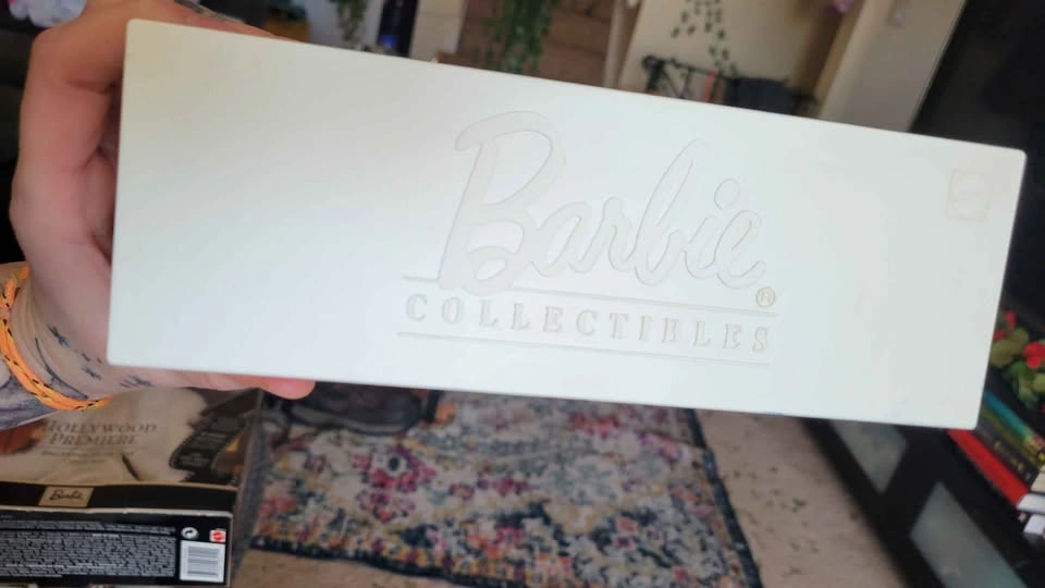 Collector Edition Barbie Birthday Wishes 1999 - photo 4