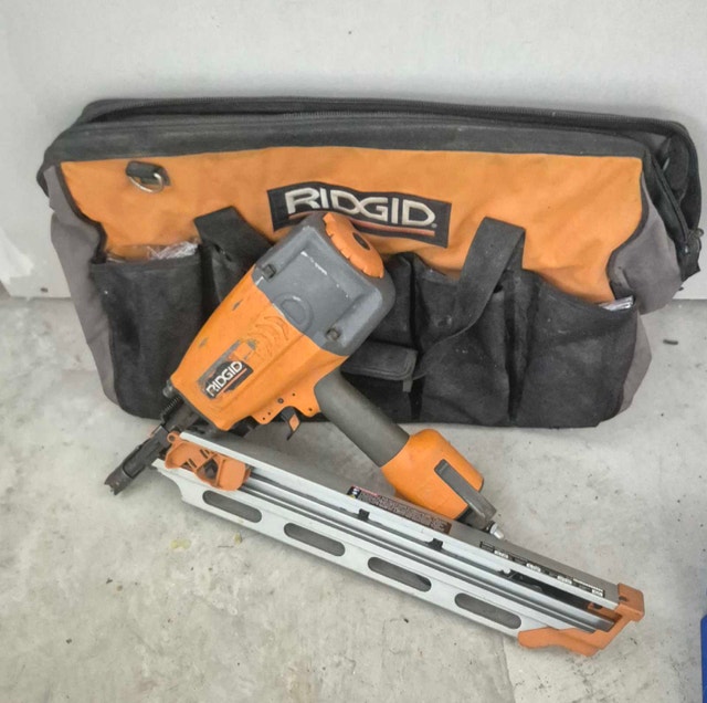 RIDGID R350CHA Framing Nailer w/ Bag - Tested, Ready to Work