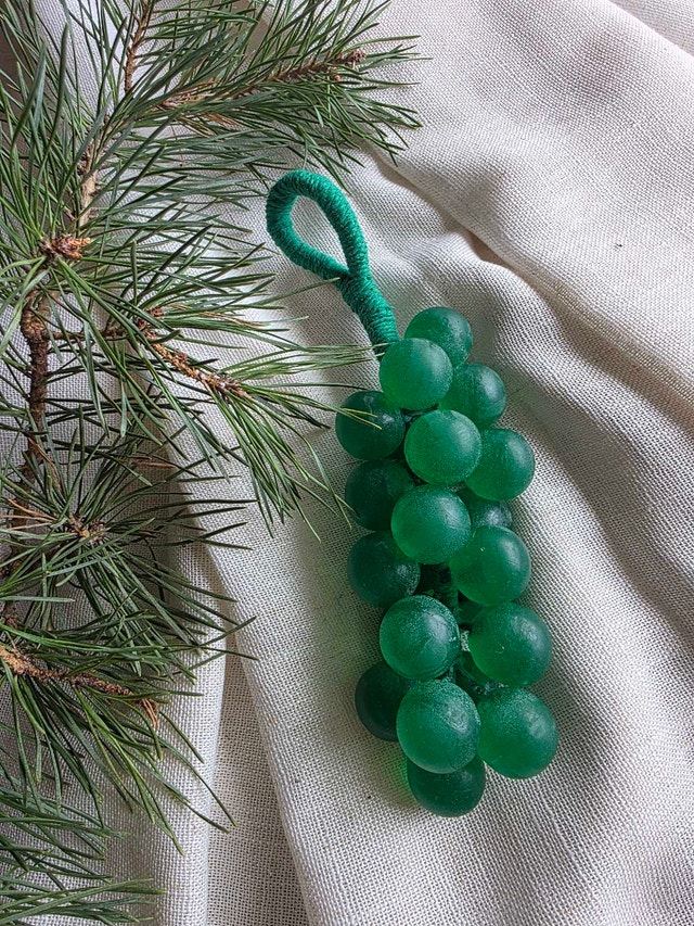 Eucalyptus Grape Shape Soap - photo 5