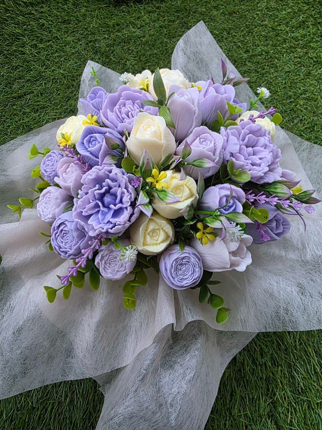 Soap Flower Bouquet - photo 3