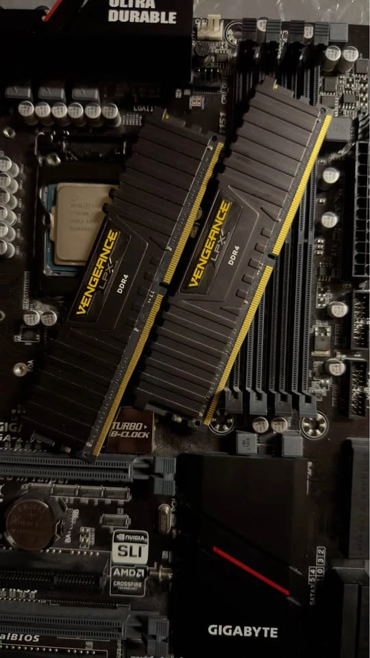 i7-6700 16GB DDR4 RAM Gigabyte GA-Z270 Motherboard - photo 3
