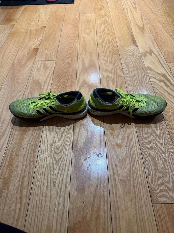 Adidas Boost Yellow Size 8 Mens - photo 2