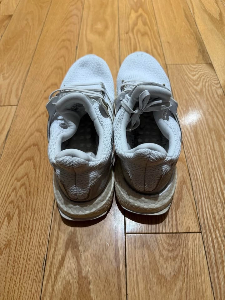 Adidas Boost Mens 11 - White - PRICE NEGOTIABLE - photo 3