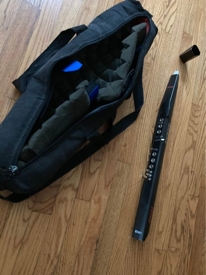 Akai EWI 5000 Wind Instrument - Gently Used - photo 5