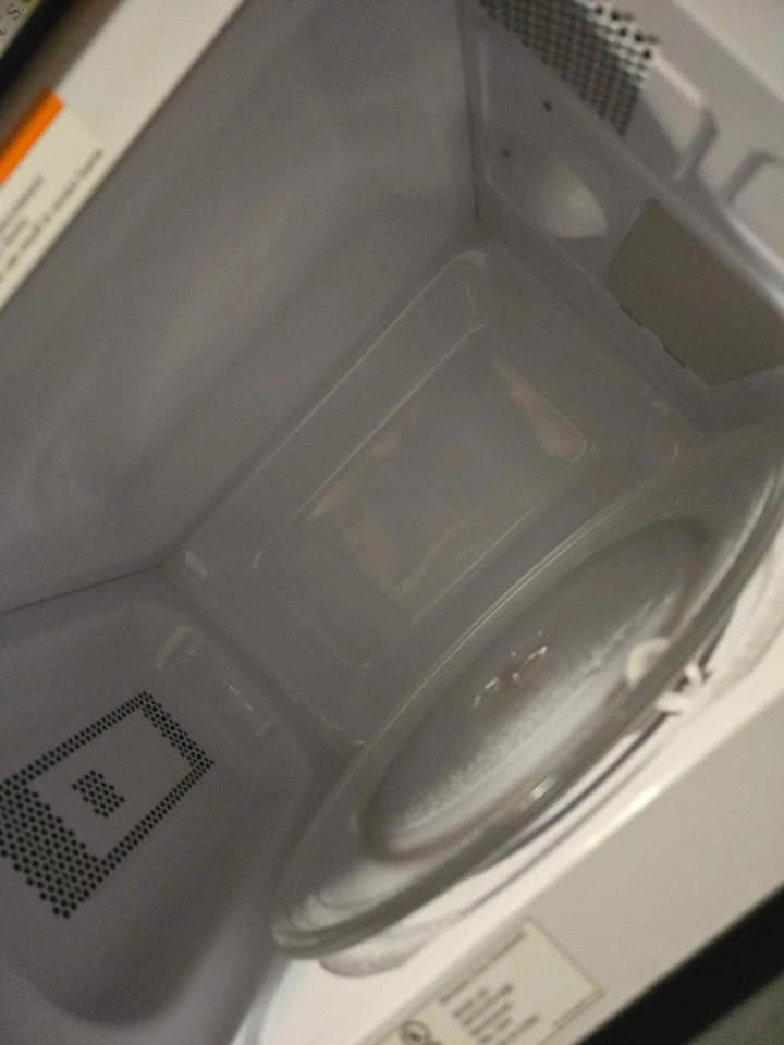 Black+Decker Microwave - photo 5