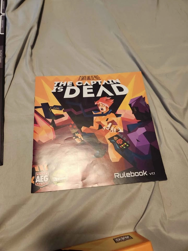 The Captain Is Dead (Board Game) - photo 2