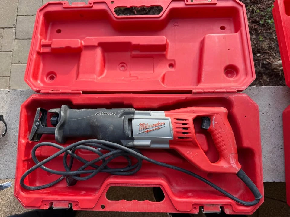 Milwaukee Power Tools - Angle Drill, Recip Saw, Cut Out Tool, Ch - photo 3