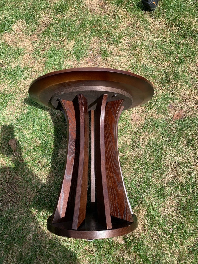 Round Accent Table - photo 5