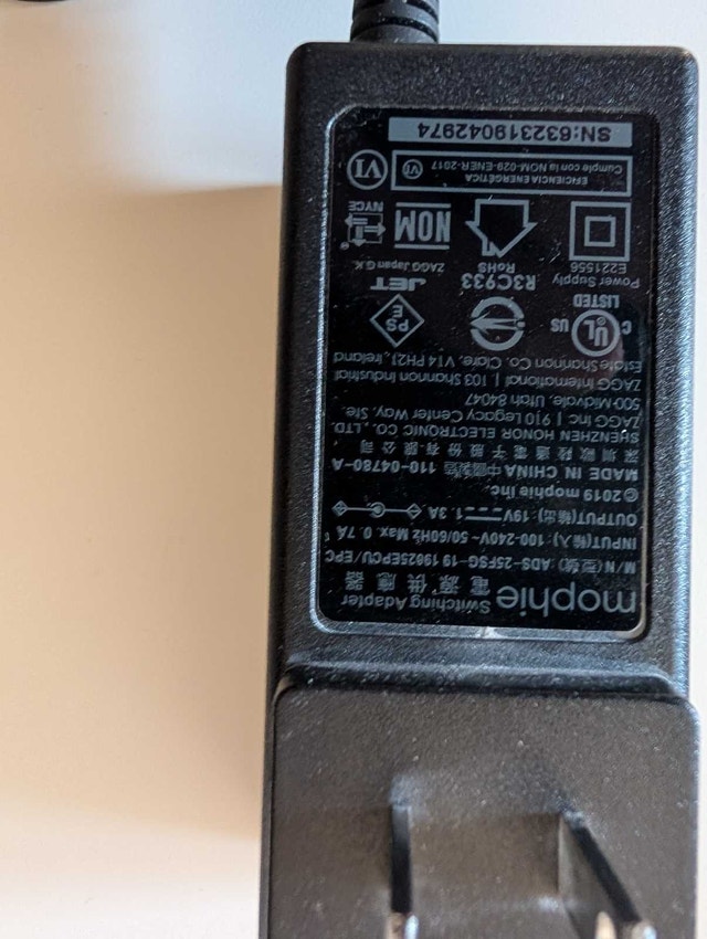 Dell Dock, Mophie Charger, Logitech Webcam Bundle - photo 3