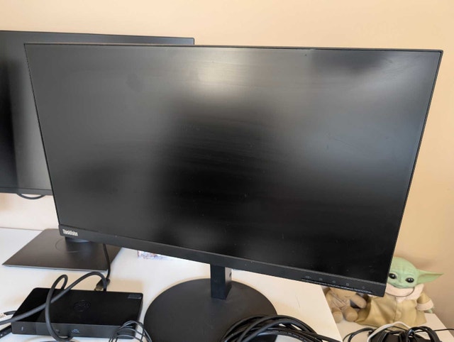 2 x Lenovo T24i-10 Monitors - Excellent Condition - photo 3