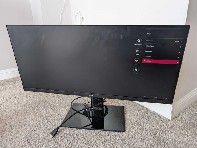 LG 29WQ50T Ultrawide Monitor with Upgraded Stand - photo 2