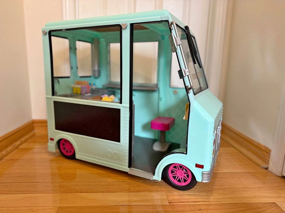 OG girl - Ice Cream Truck