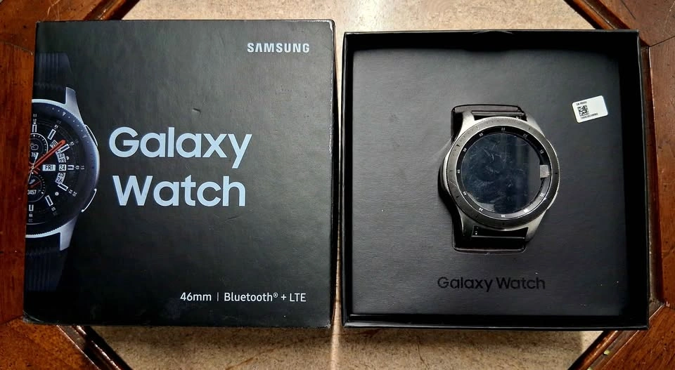 Samsung Galaxy Watch 1st Gen. Excellent Condition!!! - photo 5
