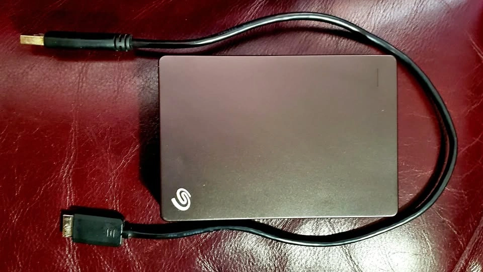 5TB Seagate HD with 4TB Apps, DAWs, Plugins, Sound Libraries