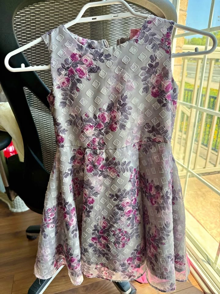 Girls spring/summer dress 6-8 years