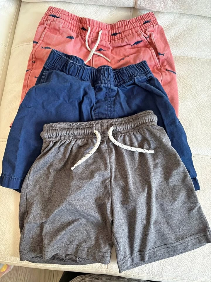 Toddler 2T - 3T shorts