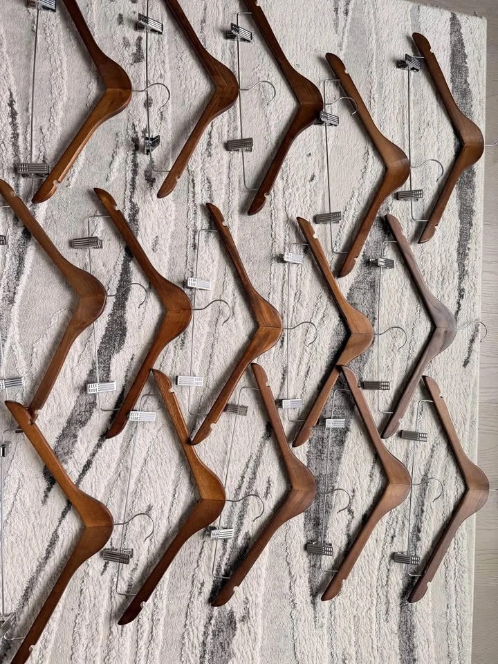 Wooden Clip Hangers Set – Heavy Duty (Like New) - photo 2