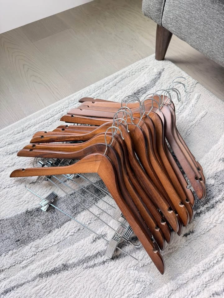 Wooden Clip Hangers Set – Heavy Duty (Like New) - photo 3