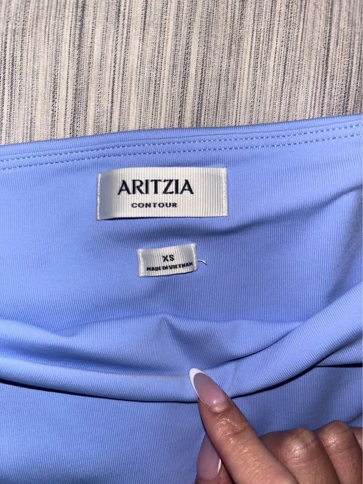 Aritzia Contour Boatneck Longsleeve XS - photo 2