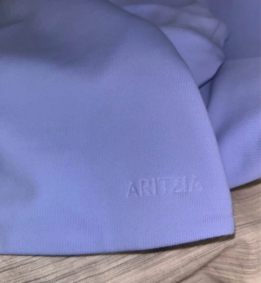 Aritzia Contour Boatneck Longsleeve XS - photo 4