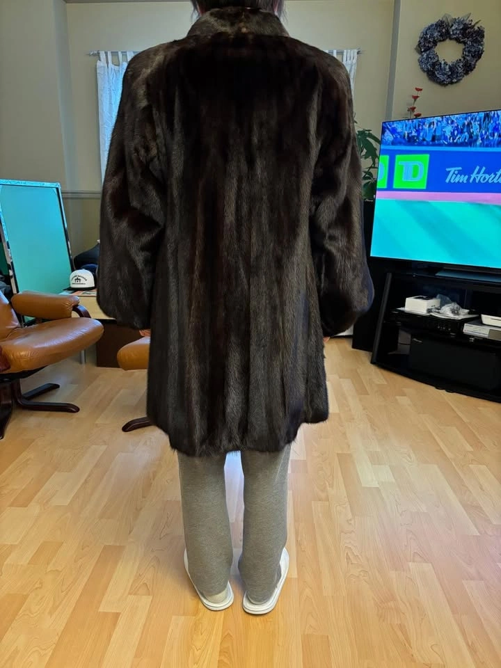 Real Black Mink Coat - photo 2