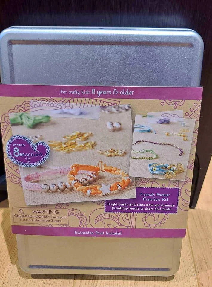 BNIB Bracelets Maker