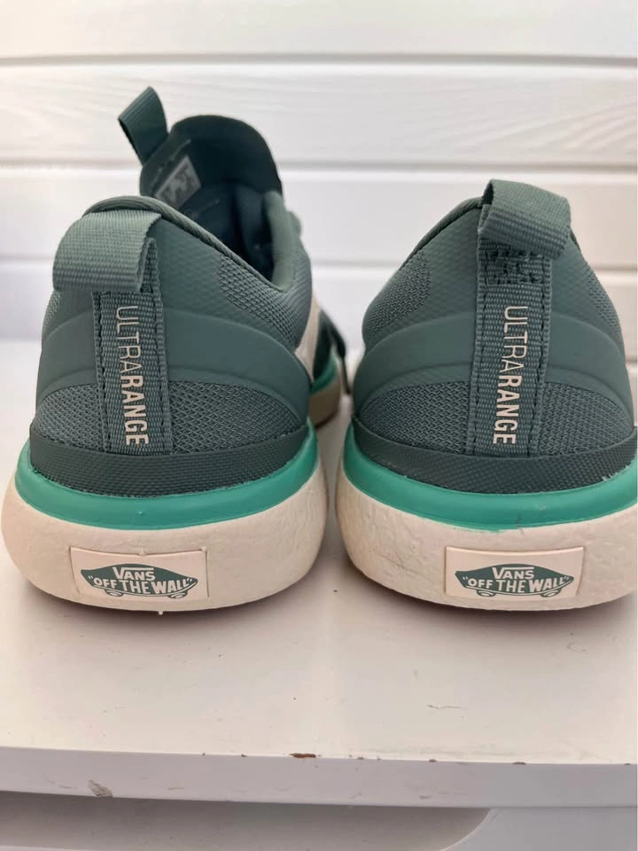 NEW Vans UltraRange EXO (Unisex: Men’s 8 / Women’s 9.5) - photo 2