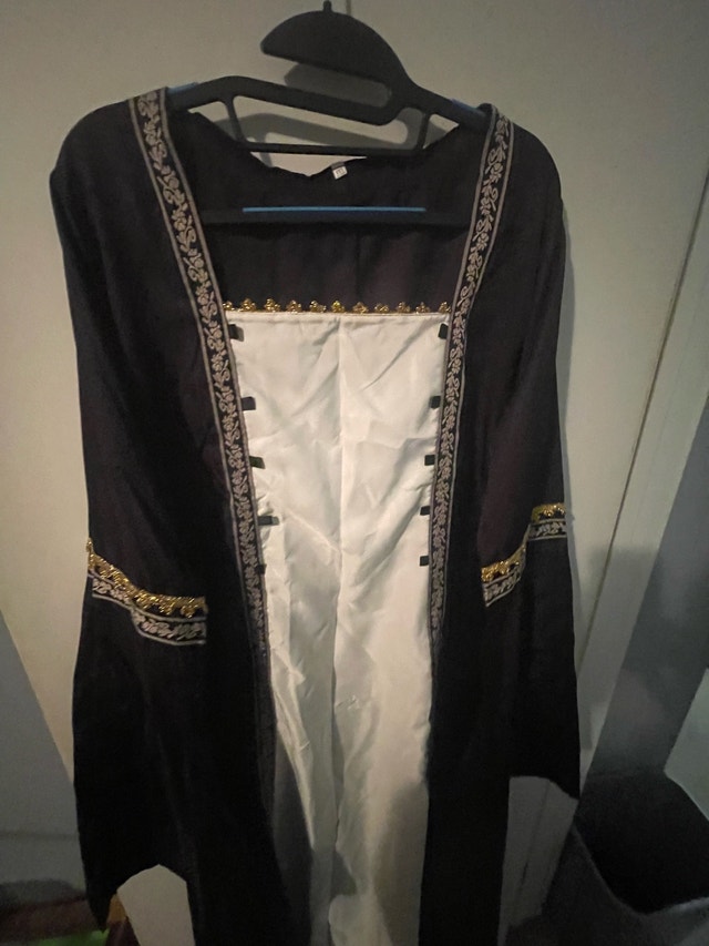Medieval Dress - photo 2