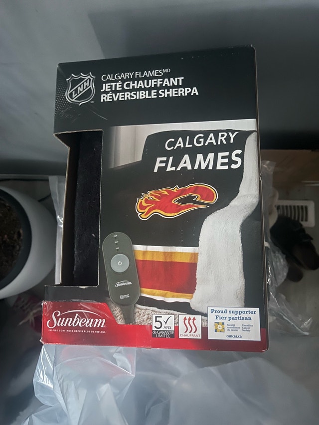 Sunbeam Calgary Flames Heated Throw