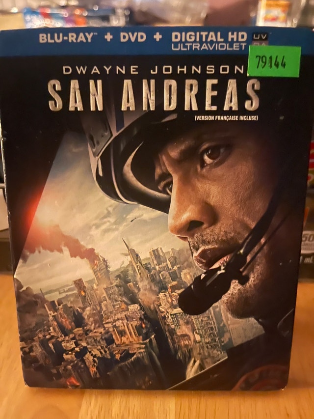 San Andreas Blu-ray - photo 2