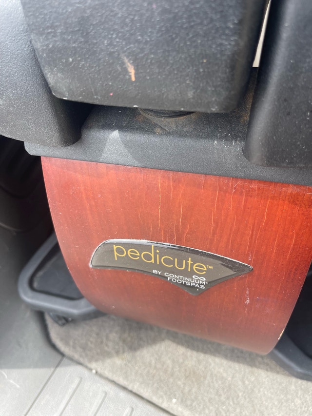 Continuum Footspas Pedicure Spa