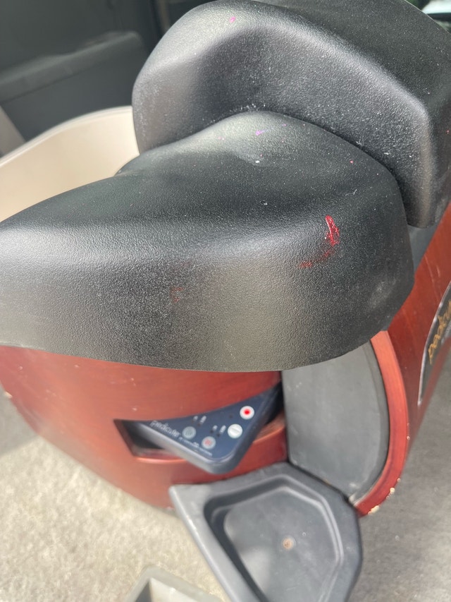 Continuum Footspas Pedicure Spa - photo 2