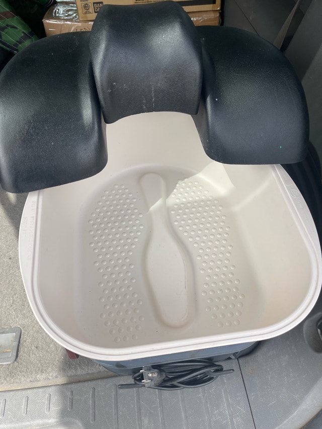 Continuum Footspas Pedicure Spa - photo 5