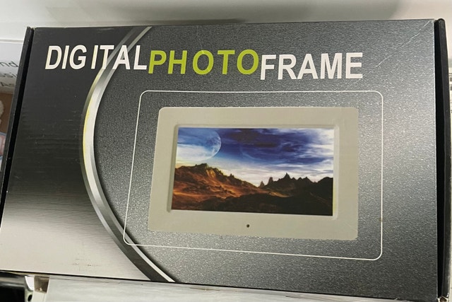 Digital Photo Frame - New in Box