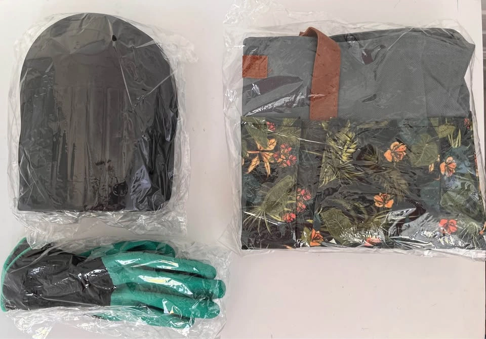 Brand New 10-Piece Garden Tool Set & Storage Bag - photo 2