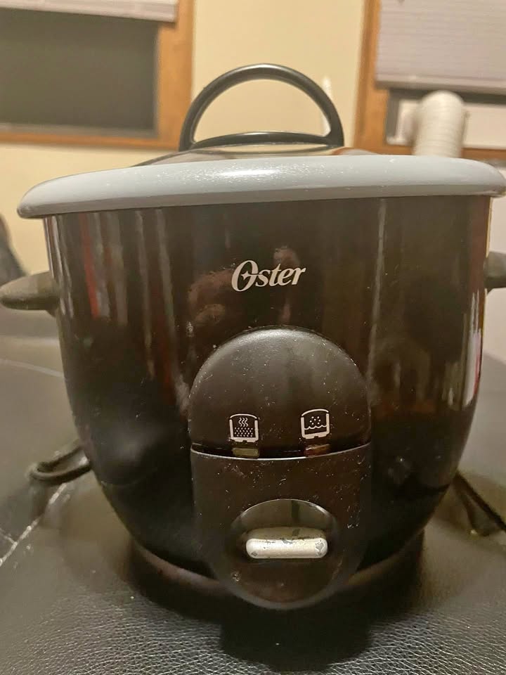 Oster Rice Cooker – Reliable & Easy to Use