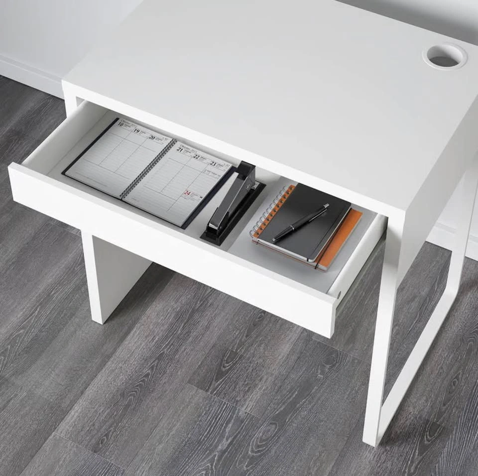 Ikea desk - photo 2