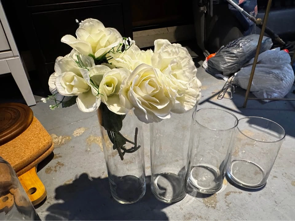Set of 4 Clear Glass Cylinder Vases - photo 3
