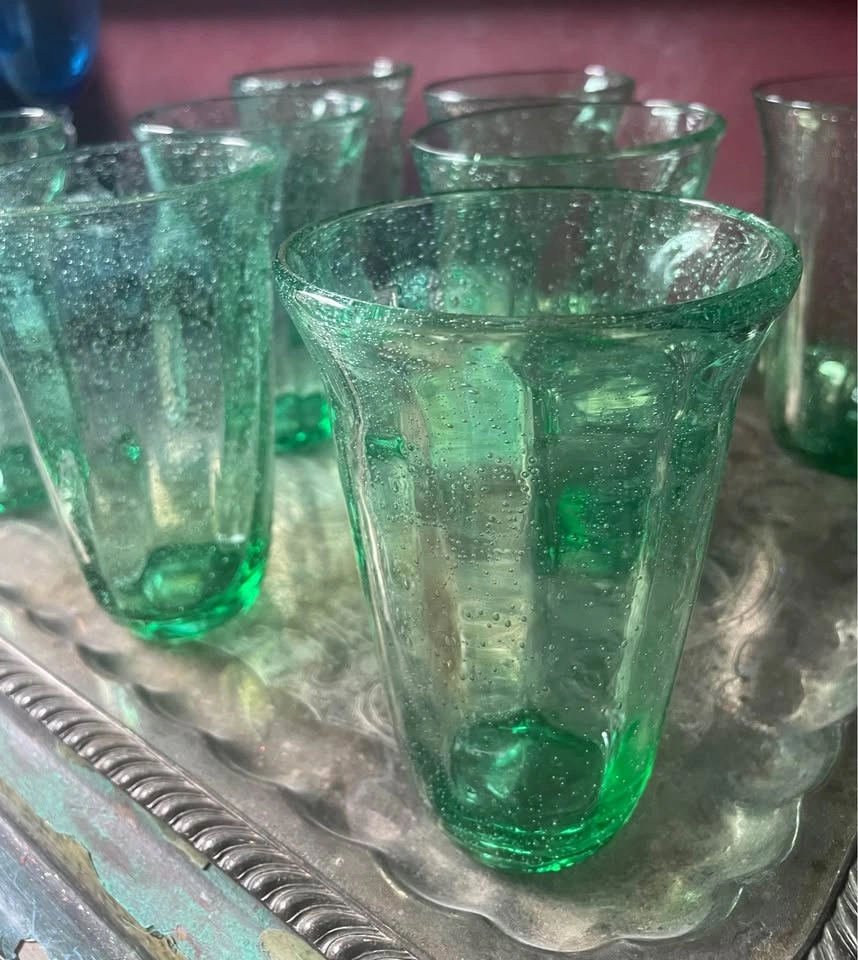 SET OF 4 BEAUTIFUL GREEN HANDBLOWN HIGHBALL/ICED TEA GLASSES! 2 - photo 2